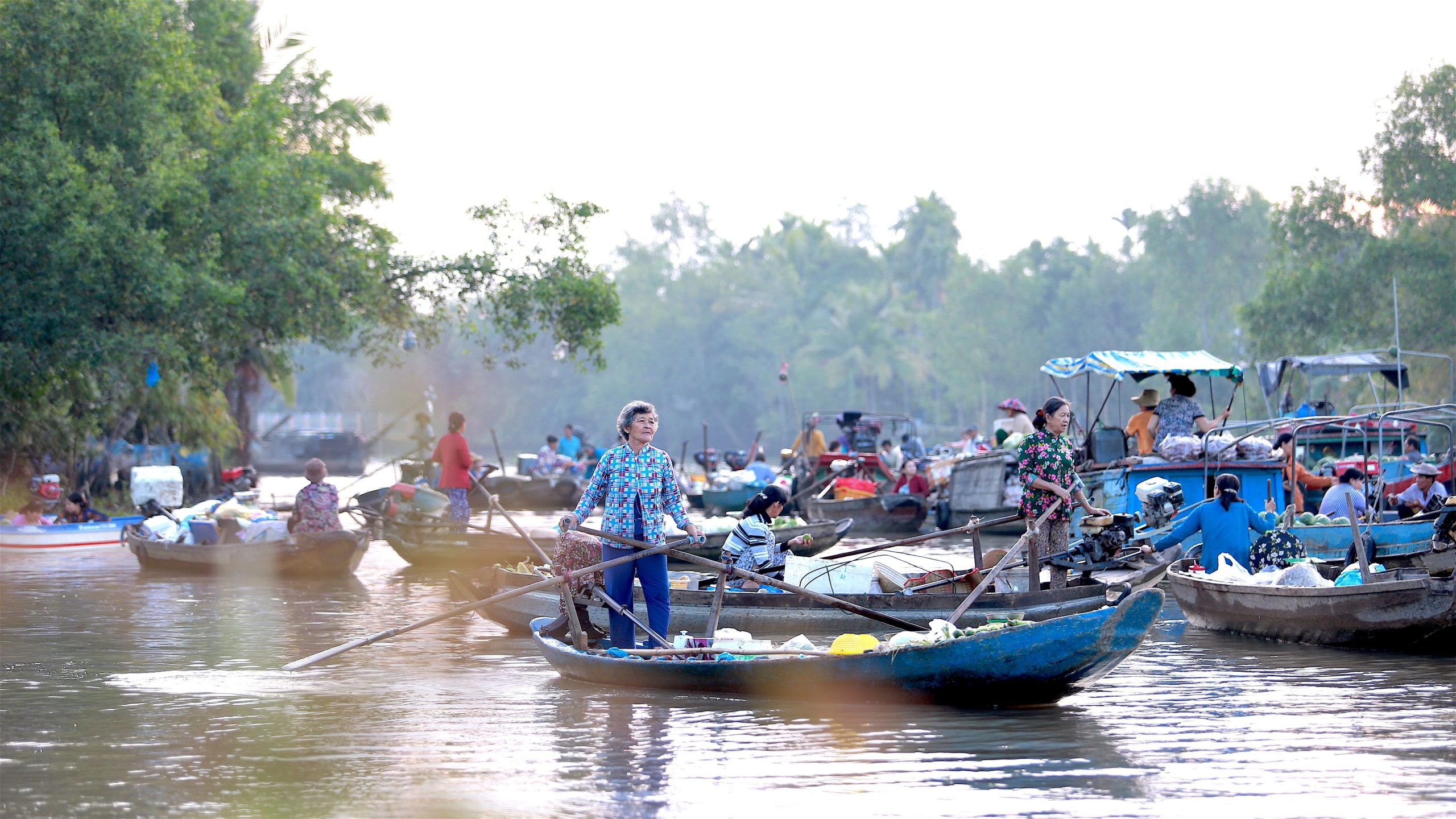 Mekong Floating Markets – Why Do They Still Preserve Their Unique Identity?